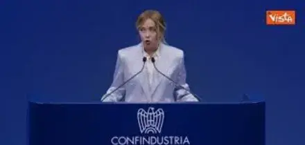 Meloni ad Assemblea Confindustria: Ringrazio Mattarella, ricorda importanza dell'industria italiana