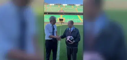 Calcio, Schifani &ldquo;Manteniamo impegno, Palermo avr&agrave; stadio moderno e funzionale"
