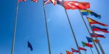 Fonti Nato: "Tagli Usa sostanziali". Ma la lista precisa ancora non c'&egrave;