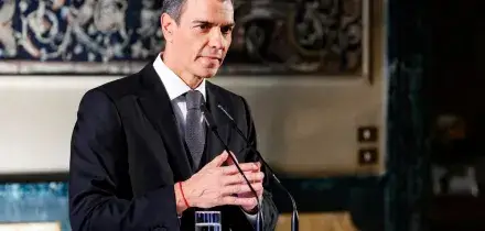 Spagna, terremoto nel partito socialista. Un'altra inchiesta fa tremare Sanchez