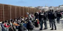 I medici della vergogna. Il &laquo;sistema&raquo; dei camici per evitare i rimpatri ai clandestini