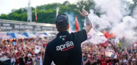 Bezzecchi vince il Gran Premio d'Italia davanti a Martin e Bagnaia