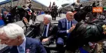 Mattarella sale a bordo della Lancia Flaminia e va via dai Fori Imperiali al termine Parata 2 giugno