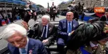 'Sei il migliore', folla saluta Mattarella che va via dai Fori Imperiali a termine Parata 2 giugno