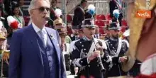 Mattarella assiste all'esecuzione Inno di Mameli cantato da Bocelli alla Parata del 2 giugno
