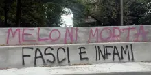Ancora minacce di morte nei confronti della premier. &laquo;Fascista occhio al cranio&raquo; sui gradoni del Bonvi Park