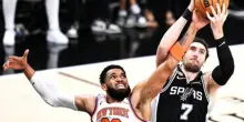 Wemby sbaglia, i Knicks fanno 13 di fila e vanno sul 2-0 alle Finals Nba