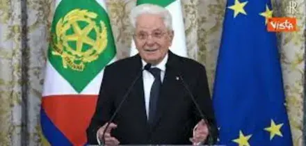 Mattarella riceve suo ritratto a incontro con Marina: Bel quadro, non per il soggetto