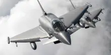 Panico nei cieli della Lettonia: drone straniero abbattuto dai caccia della Nato