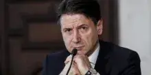 Covid, l'insuccesso d&agrave; alla testa a Conte: anzich&eacute; spiegare minaccia querele