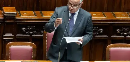 Espulsi 250 radicalizzati: Piantedosi in Aula sui legami tra Italia e Hamas