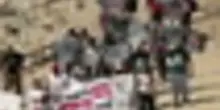 Palestinesi e israeliani in marcia contro sfratto comunit&agrave; beduina