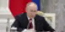 Putin ai soldati russi: "Kiev vuole dividerci, ma non ci riusciranno"