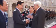 Mattarella e Lee Jae Myung si salutano con una cerimonia di congedo al Quirinale