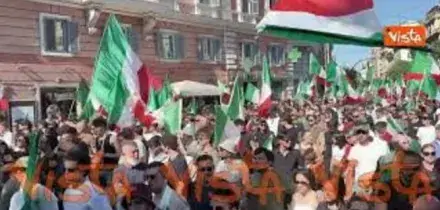 'Giornalista comunista', il coro al corteo per la Remigrazione a Roma