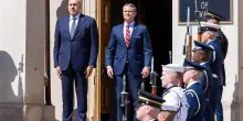 Usa, il capo del Pentagono elogia l'Italia: "Meloni, leader decisiva"
