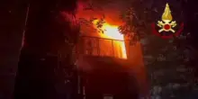 Incendio devasta appartamento in provincia di Trieste