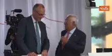 "Ma quanto sei alto?", Meloni scherza con l'Emiro del Qatar al Thani al G7