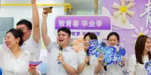 La Cina prepara una strategia per dare priorit&agrave; all'occupazione
