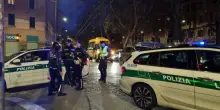 Milano, ex pilota Gran Turismo con la moto contro un palo: decapitato