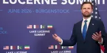 I colloqui in Svizzera. Vance: "Si pu&ograve; voltare pagina". E Trump torna all'attacco di Teheran