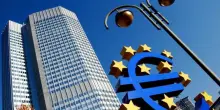 Ue, sale ancora la fiducia dei consumatori nell'Eurozona a giugno