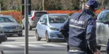 Vigile insegue un'auto pirata, si schianta in moto e muore: "Ipotesi speronamento"