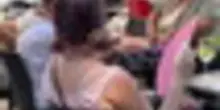 Dal ventaglio al ghiaccio, come i turisti sopravvivono al caldo a Roma