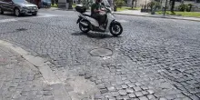 Piazza Cavour, lavori fatti sei mesi fa e le strade sono gi&agrave; da rifare