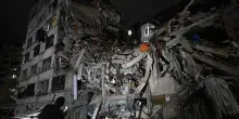 Terremoto in Venezuela, &egrave; un disastro: morti e feriti sotto i palazzi crollati