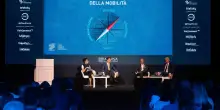 Comunicato Stampa: Mobilit&agrave;, gli italiani non rinunciano all'auto, ma rinviano l'acquisto: oggi servono 11 stipendi
