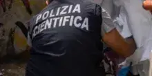 Strage familiare a Roma, &egrave; caccia al killer: "Bengalese, indossava guanti"