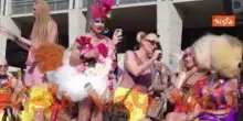 Paola Barale sale sul carro del MilanoPride: "Buon Pride"