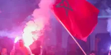 Tappeti rossi ai tifosi ma solo se marocchini: bufera per il maxischermo a Bologna