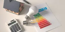 Cambiare fornitore di energia: non conta solo il prezzo