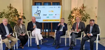 Al Premio Ischia il confronto sull'Americ&agrave;s Cup e sulla comunicazione in guerra