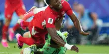 Mondiali, dal gol "con" la spider cam alla simulazione di Embolo: le polemiche della notte americana