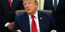 "Senza accordo colpiremo centrali e ponti". Trump valuta l'offensiva
