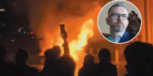 Lepore, se questo &egrave; un sindaco. Oltre 60 agenti feriti nella piazza violenta convocata dal dem
