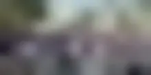 Tirana, idranti sui manifestanti davanti al Parlamento