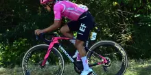 Al Tour Carapaz vince la 18^ tappa, Pogacar saldamente in maglia gialla