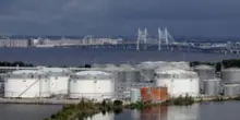Stime Ue, da blocco price cap sul petrolio -3,5 miliardi per Mosca in un anno