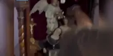 Nascondeva cocaina dietro le statuette religiose, 29enne arrestato a Milano