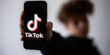 L'Ue contesta a TikTok la sicurezza degli account dei minori