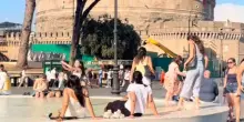 Fontane come piscine, boom di sanzioni per i turisti