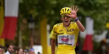 Trionfo giallo a Parigi: Pogacar eguaglia il record delle leggende Merckx e Indurain