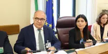 De Lucia &ldquo;Cosa nostra cerca armi da guerra e droni lanciamine&rdquo;