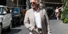 Grillo torna in campo e affonda il M5S di Conte: &ldquo;Si sono montati la testa&rdquo;. Le bordate