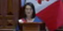 Keiko Fujimori giura da presidente del Per&ugrave;: "Difender&ograve; la patria"