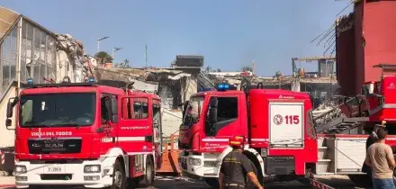Crolla palazzina a Messina, si cercano eventuali dispersi tra macerie